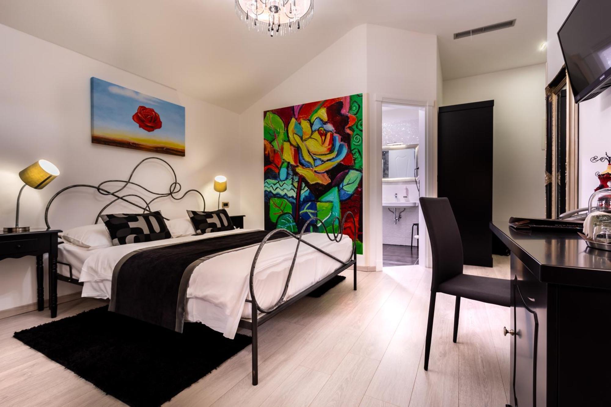 Heritage Forza Hotel